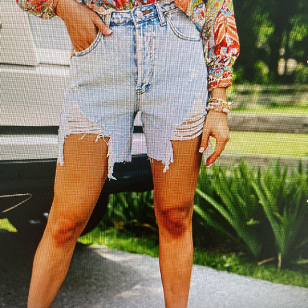 Ladies denim shorts
